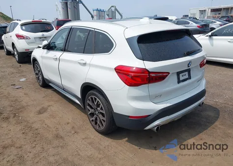 2021 BMW X1 xDrive28I из США, поврежденный, VIN WBXJG9C00M5U42367